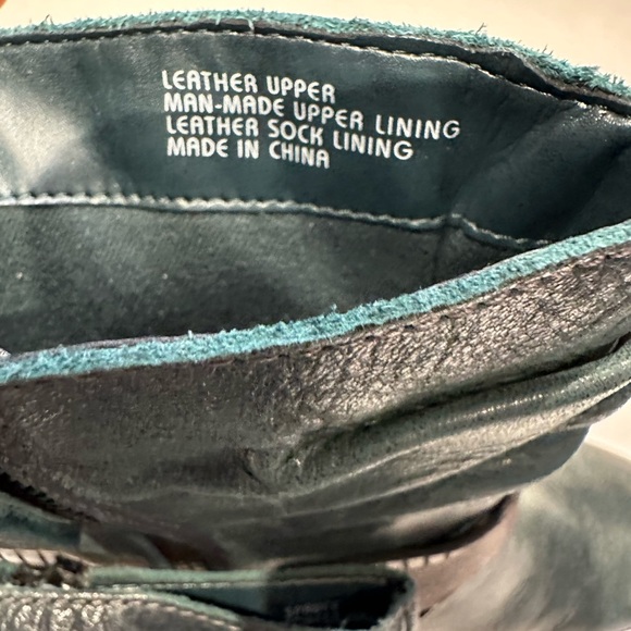 Earth Spruce Tumble Women's Green Leather Boot - Picture 3 of 6